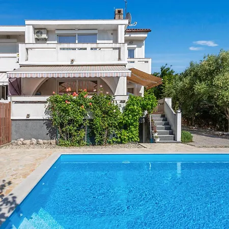 Ferienhaus Cozy In With Wifi