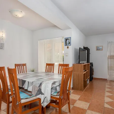 Cozy In With Wifi Ferienhaus